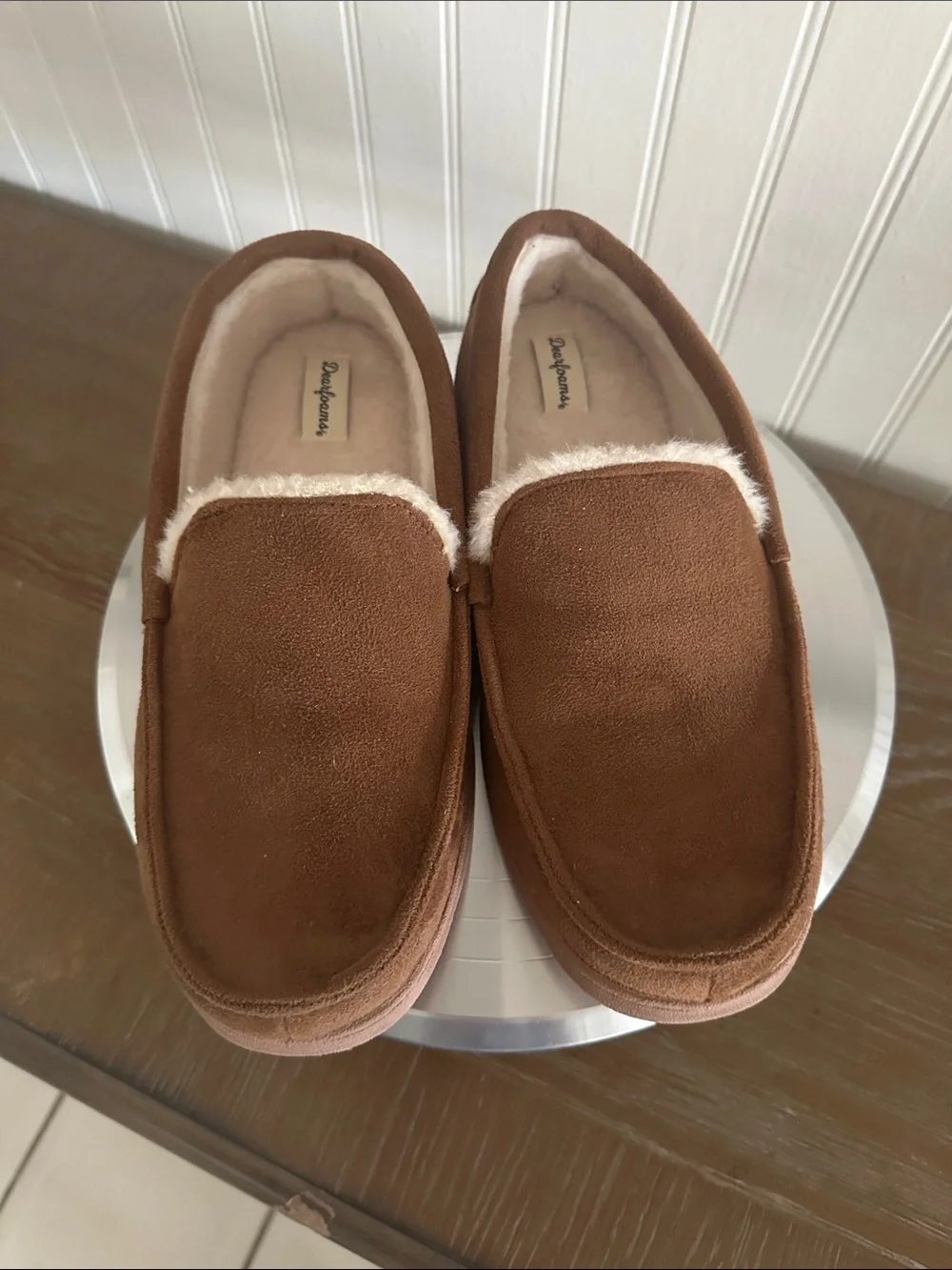 dearfoams Brown Faux-Suede Men's Slip-On Slippers Like New sz M